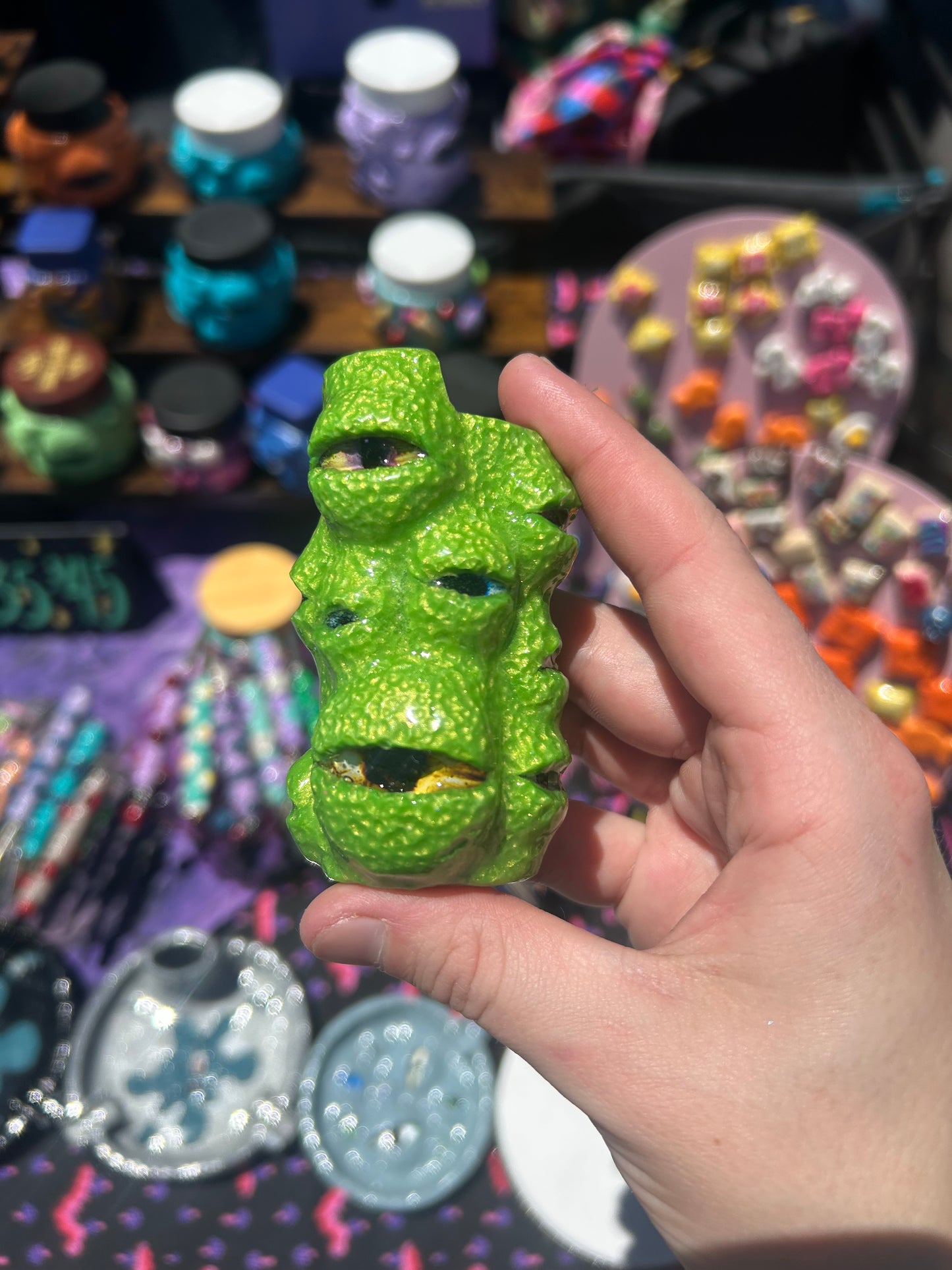 Trippy eye lighter case