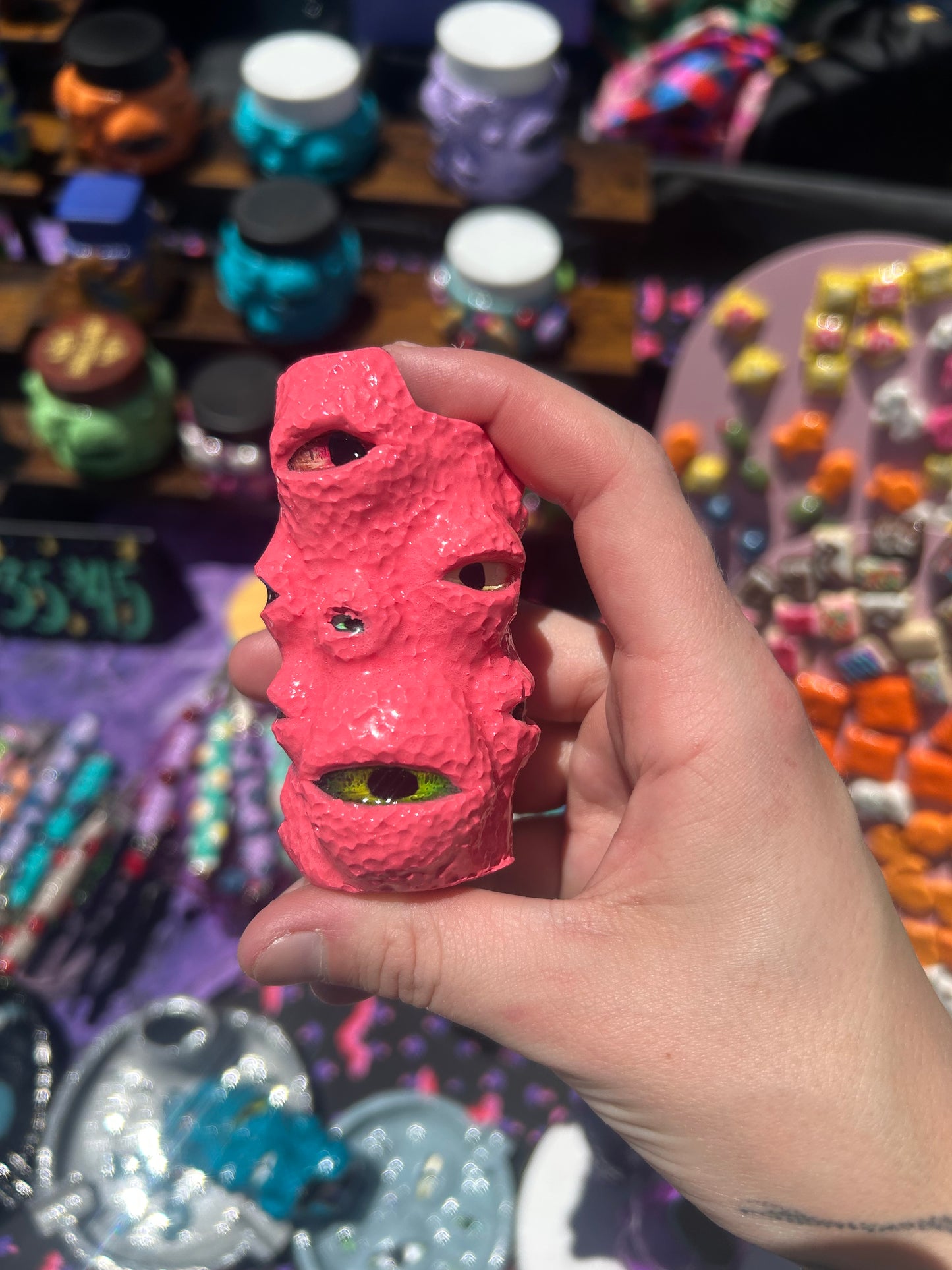 Trippy eye lighter case