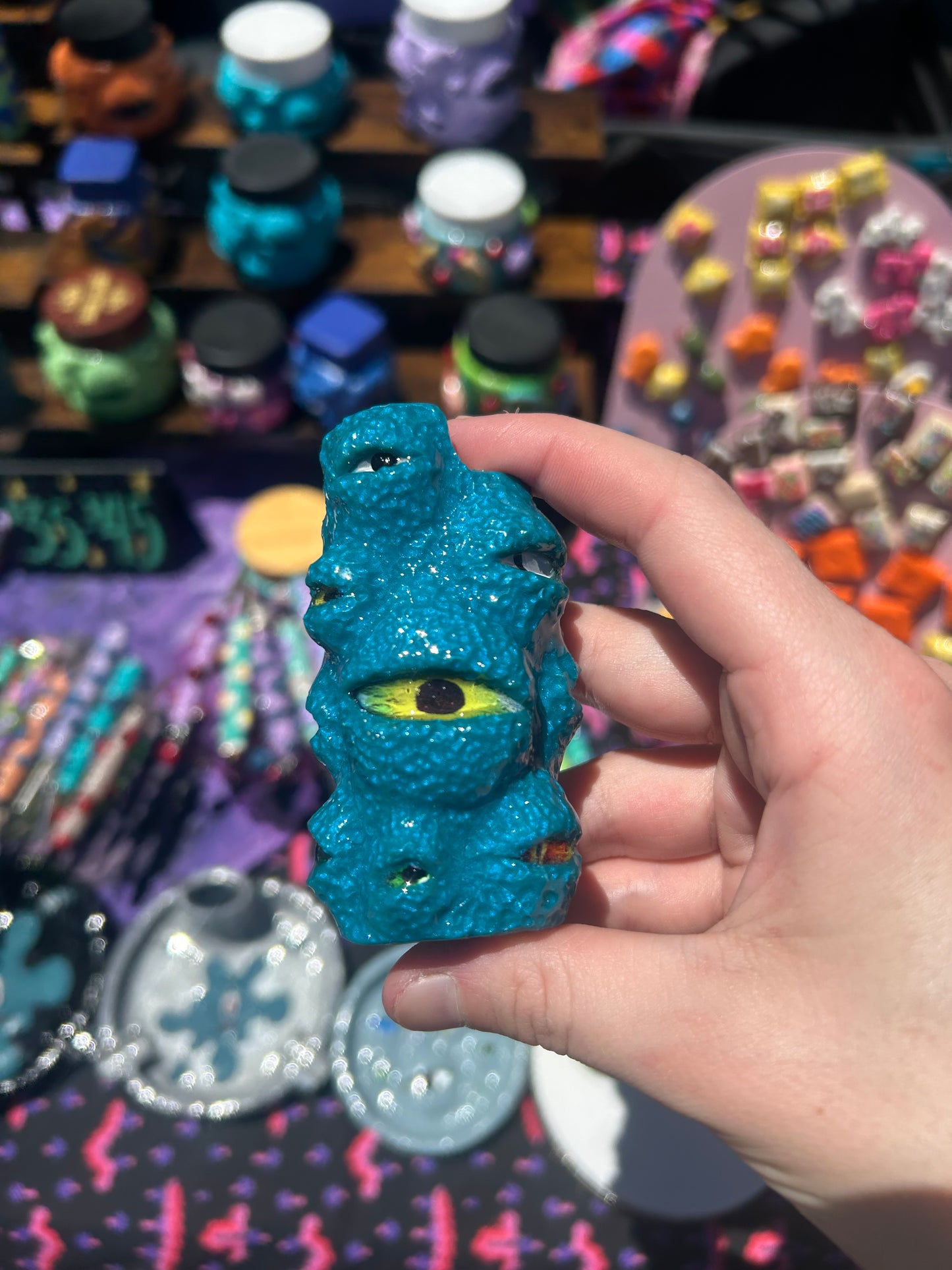 Trippy eye lighter case