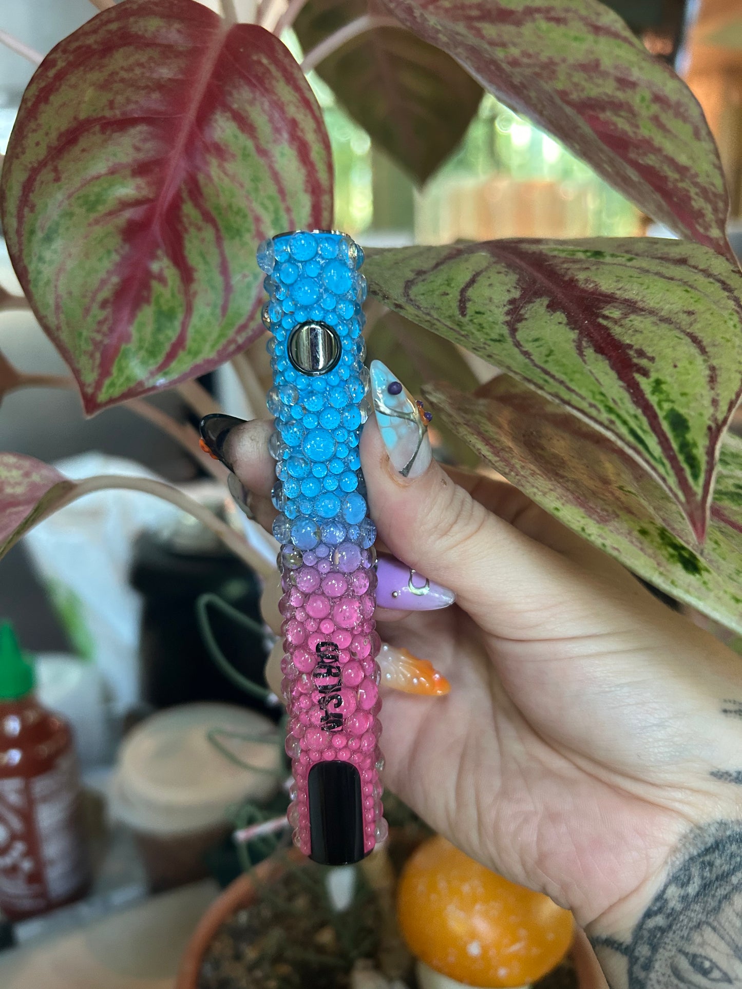 Blinged Cartisan Pro Pen Neo 900 mAh